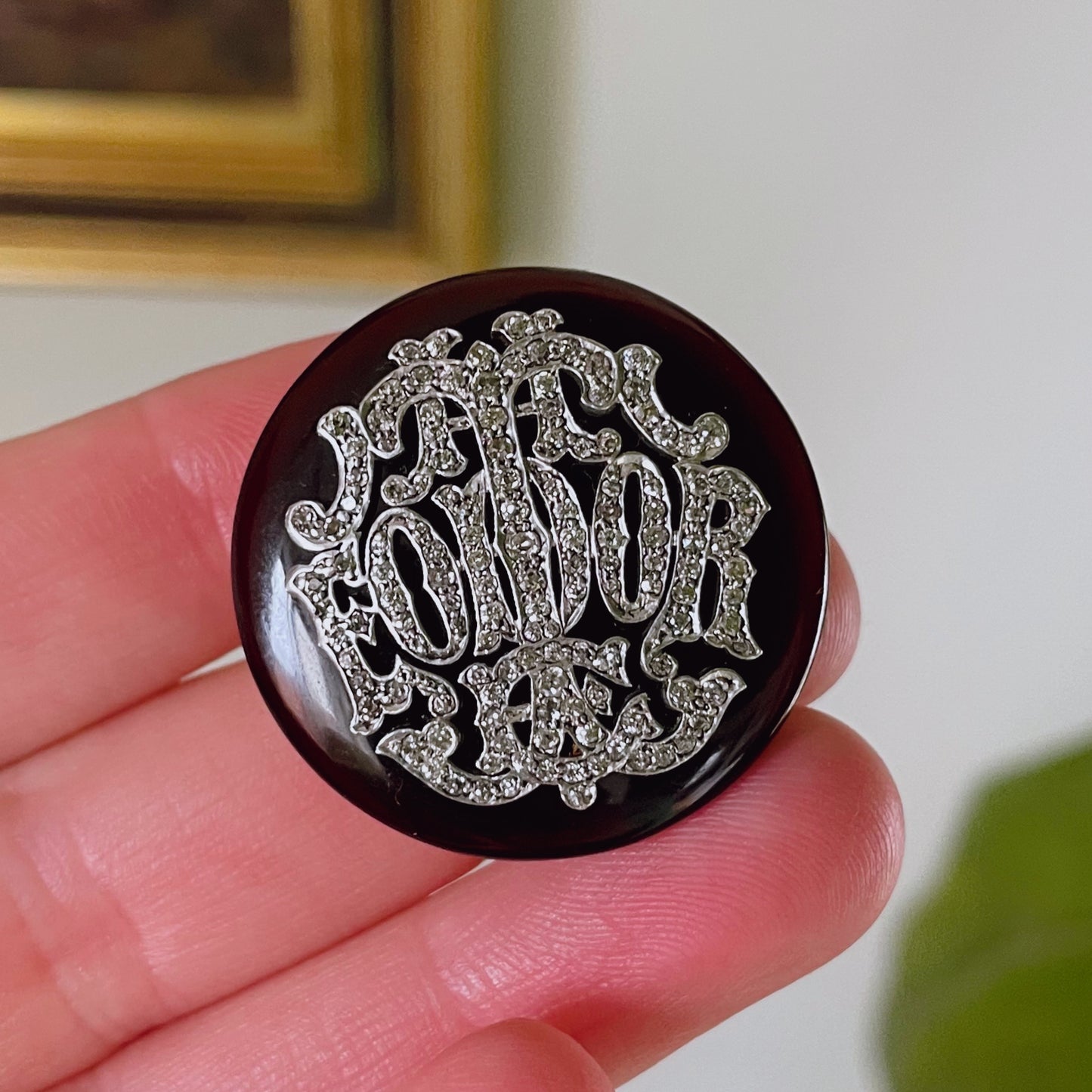 Edwardian 14k Yellow Gold, Platinum, Diamond, and Agate Mourning Brooch