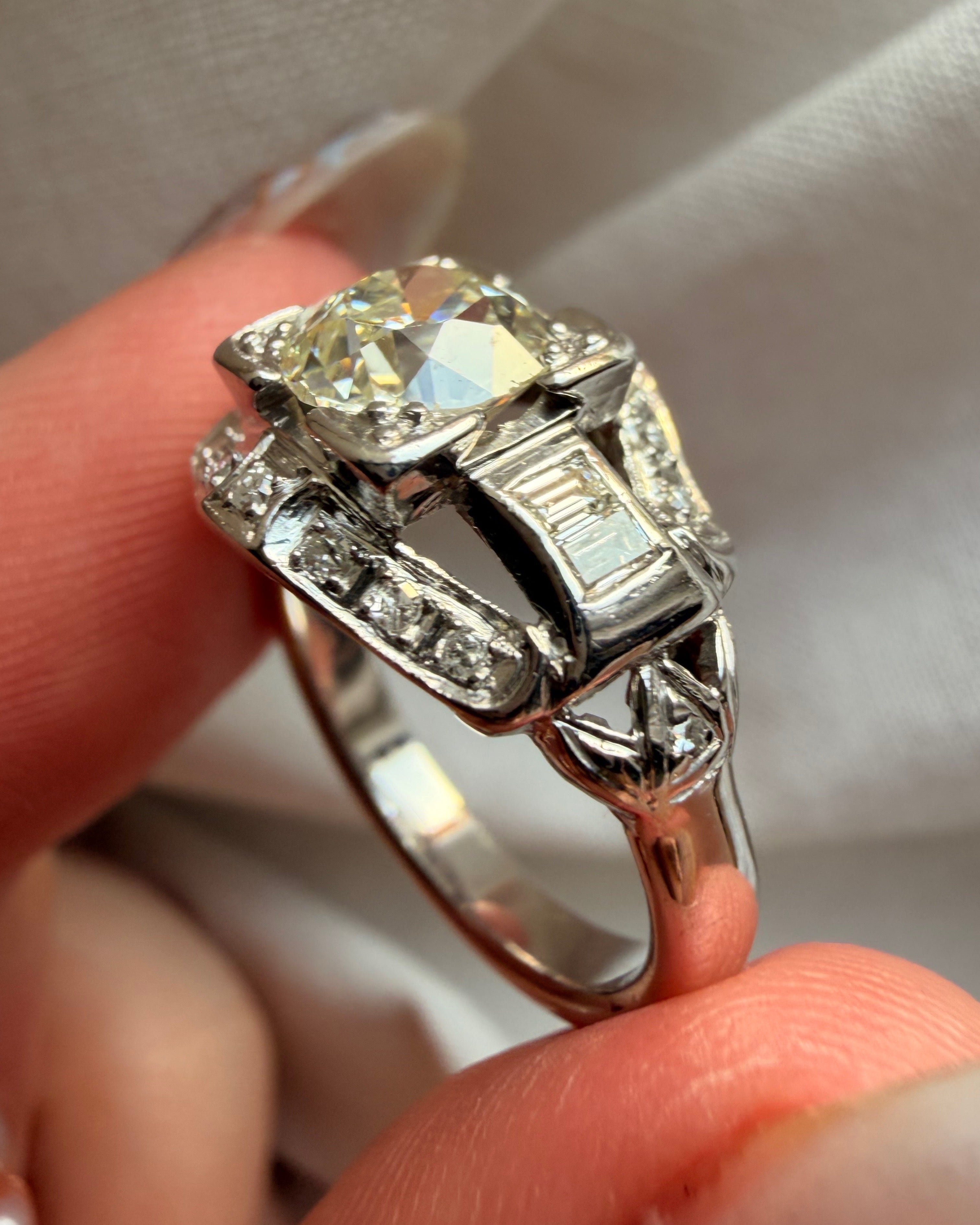 Art Deco Platinum 1.20 Carat Old European Cut Diamond Ring