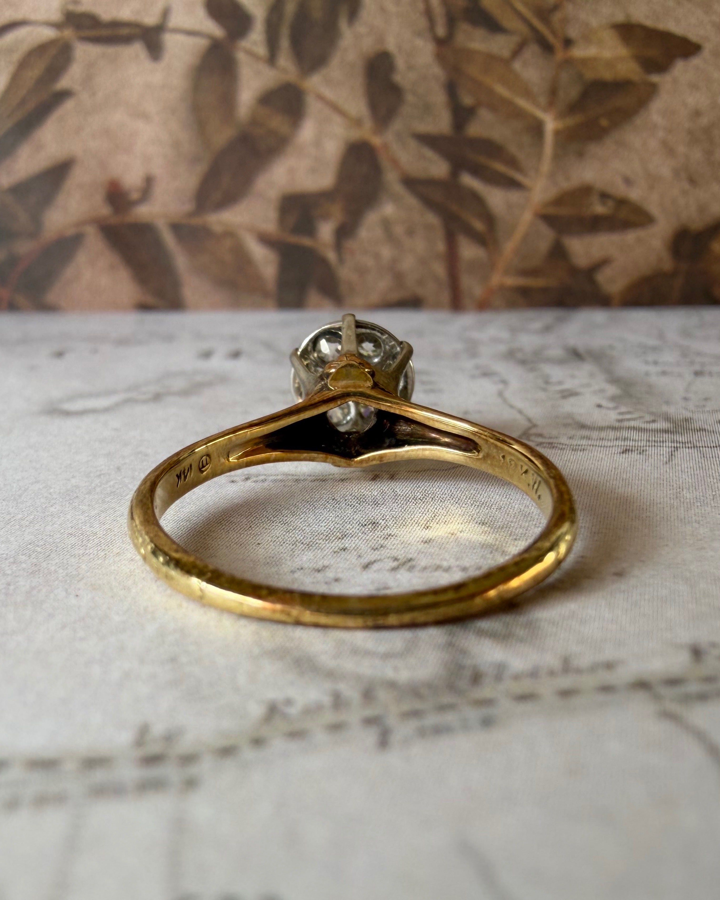 Edwardian Traub Mfg. Co. 18k and 14k Two-Tone Gold and Diamond Cluster Ring