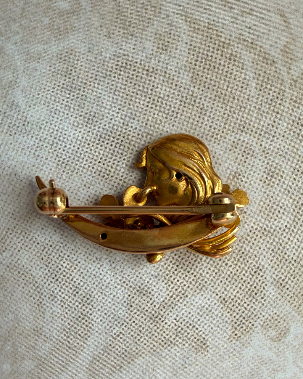 Art Nouveau 14k Yellow Gold, Diamond, and Ruby Clover Goddess Crescent Moon Pin