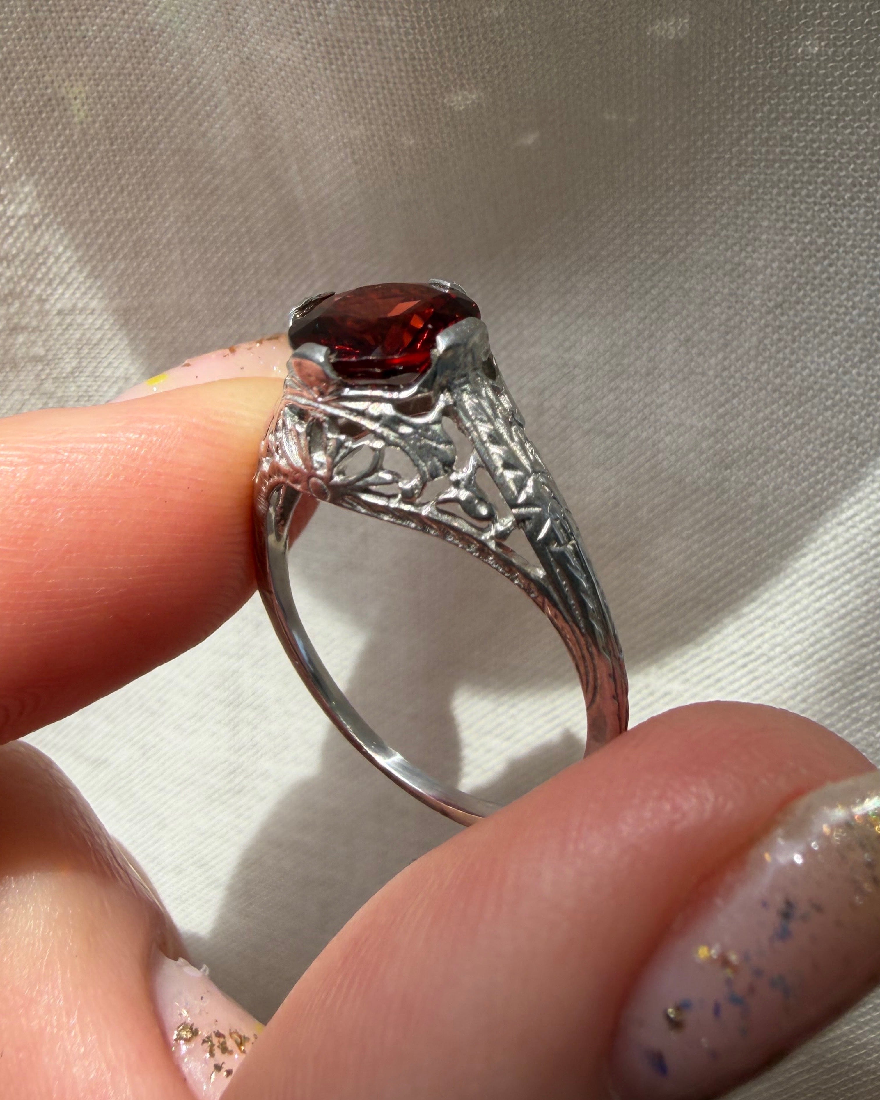 Art Deco 14k White Gold and Garnet Filigree Ring