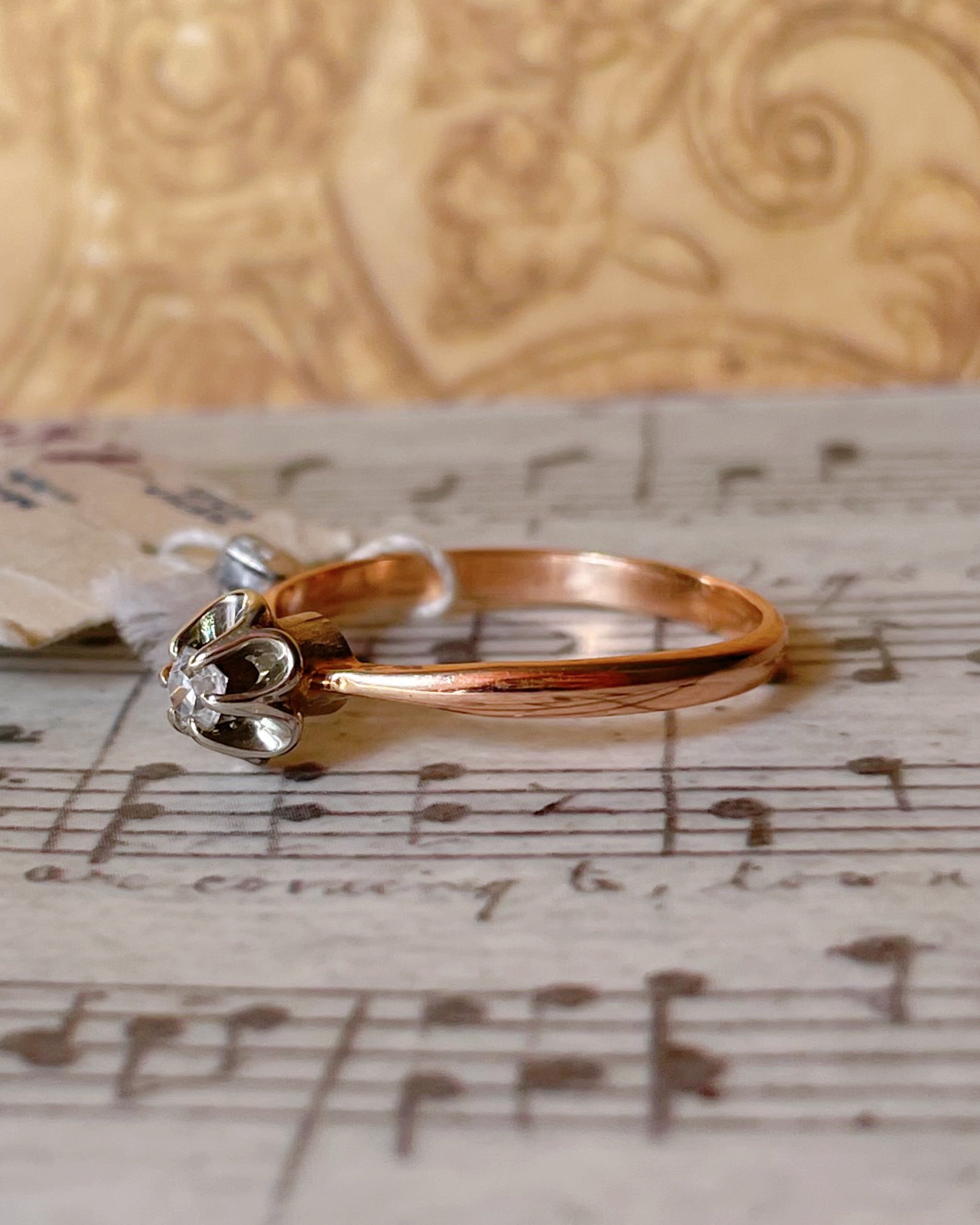 Vintage Soviet Kiev Jewelry Company 14k Two-Tone Gold and Cubic Zirconia Buttercup Deadstock Ring