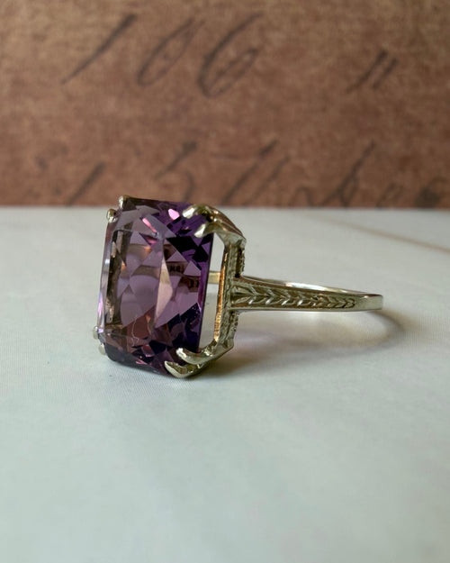Art Deco 14k White Gold and Amethyst Ring
