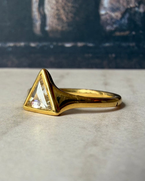 Vintage 18k Yellow Gold Trillion Cut Diamond Solitaire Bezel Ring