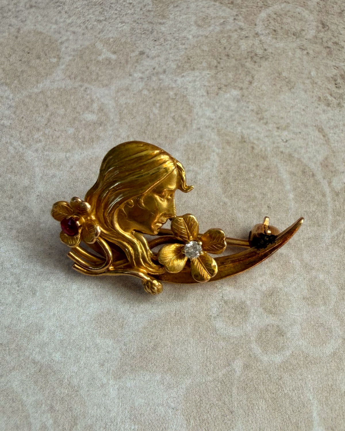 Art Nouveau 14k Yellow Gold, Diamond, and Ruby Clover Goddess Crescent Moon Pin