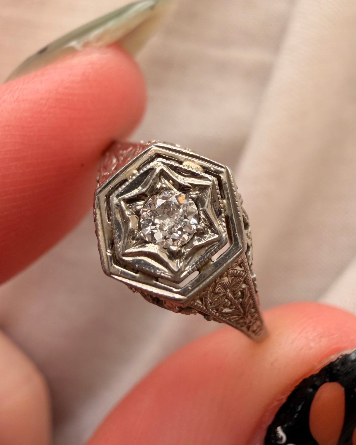 Art Deco 18k White Gold and Old European Cut Diamond Filigree Ring