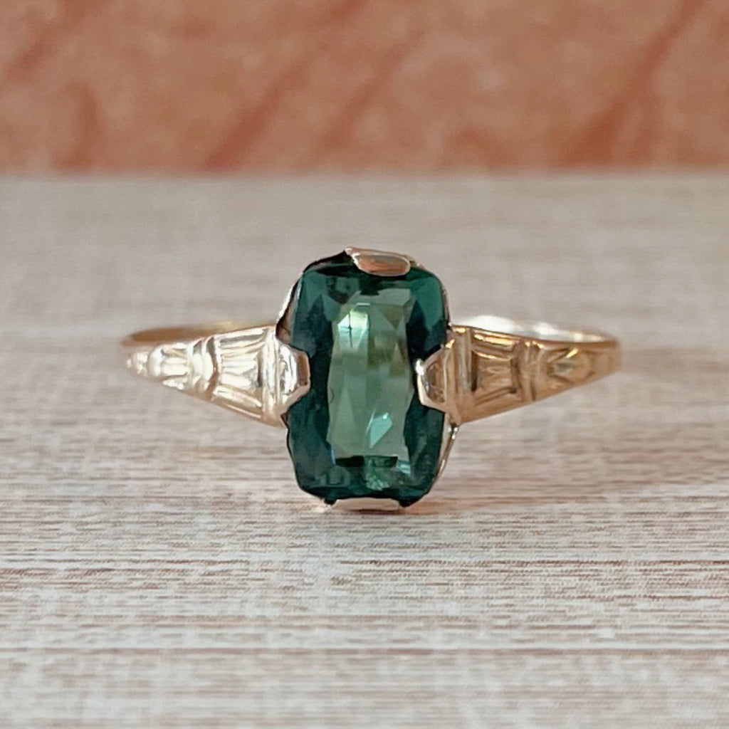 Art Deco 10k Rose Gold and Green Tourmaline Ring - Clover Collective Antiques