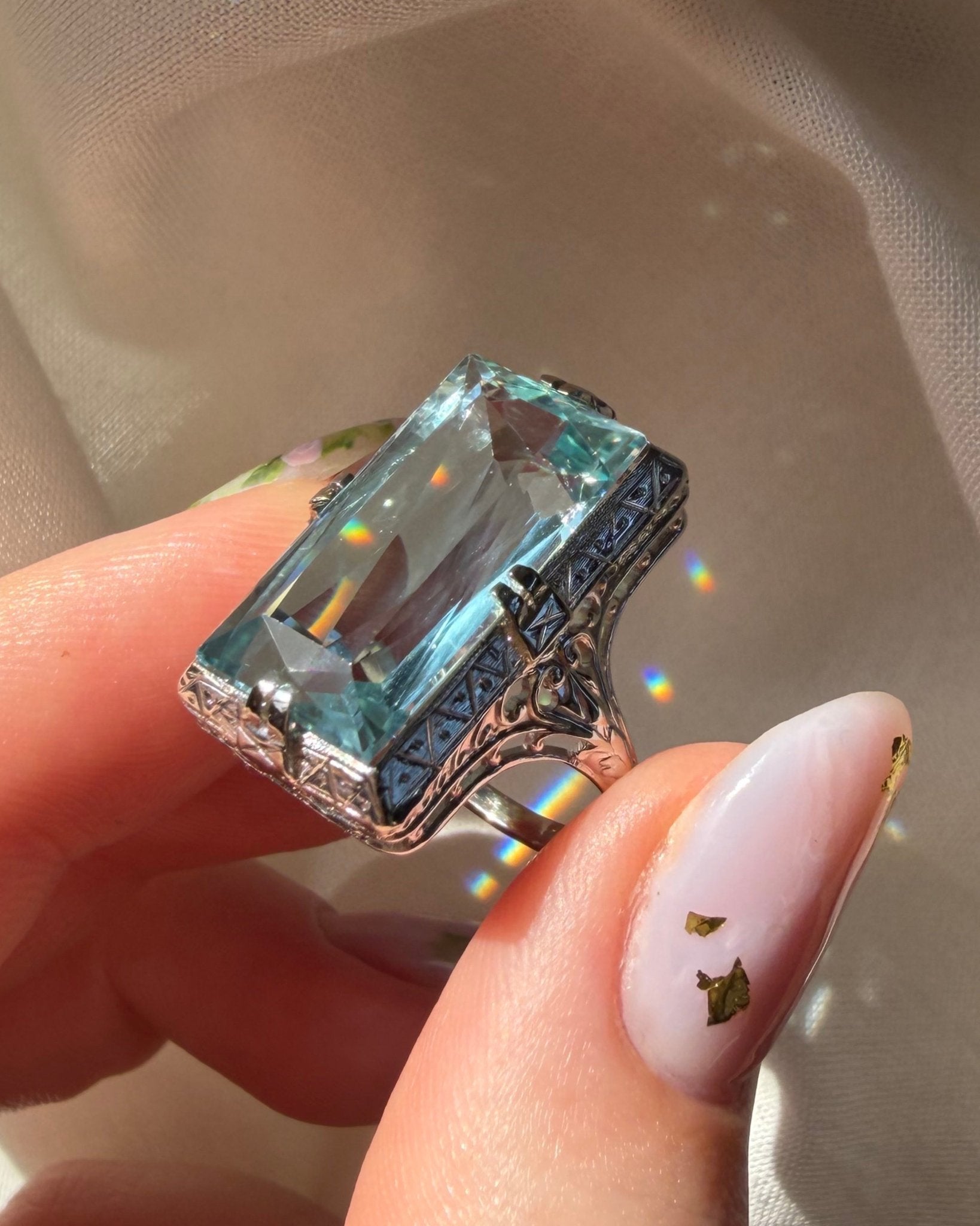 Art Deco 11.00 Carat Aquamarine and 14k White Gold Filigree Ring - Clover Collective Antiques