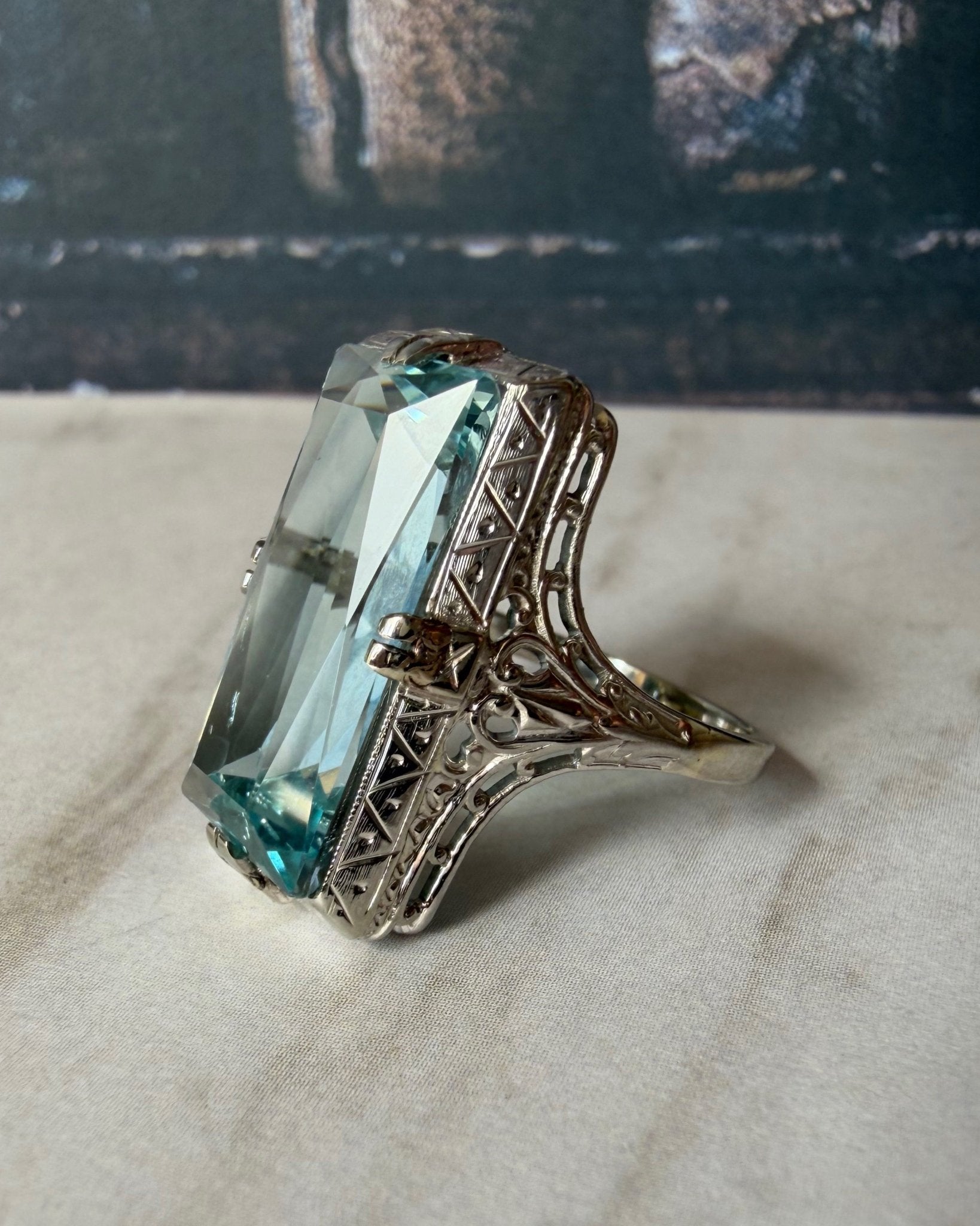 Art Deco 11.00 Carat Aquamarine and 14k White Gold Filigree Ring - Clover Collective Antiques