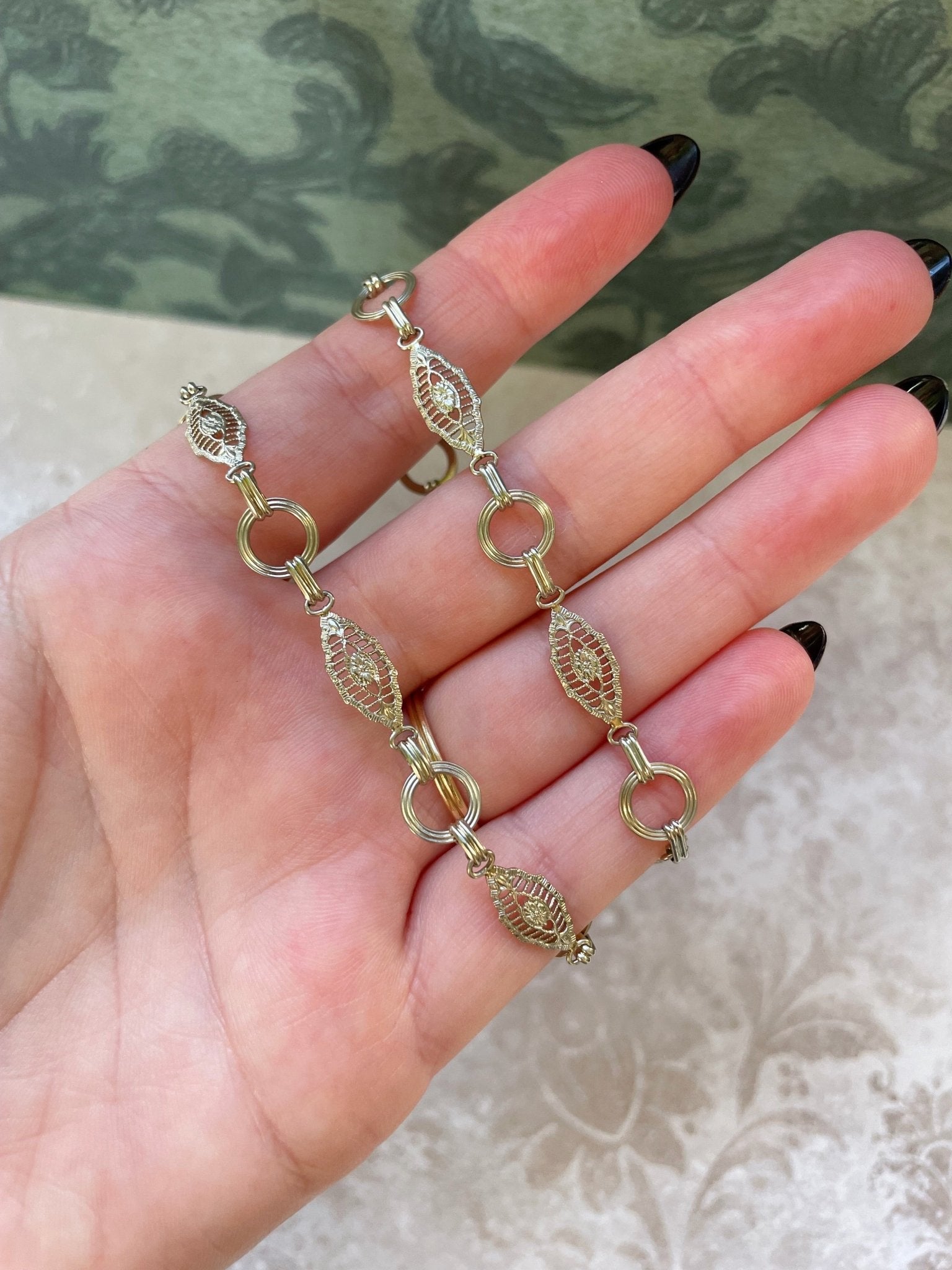 Art Deco 14k White Gold Chain Link Filigree Necklace - Clover Collective Antiques