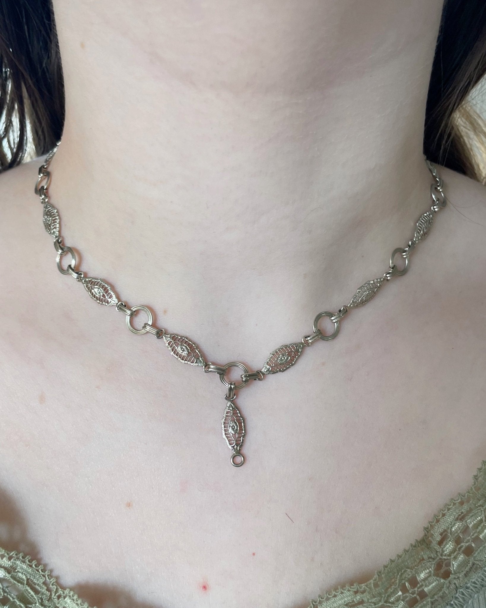 Art Deco 14k White Gold Chain Link Filigree Necklace - Clover Collective Antiques