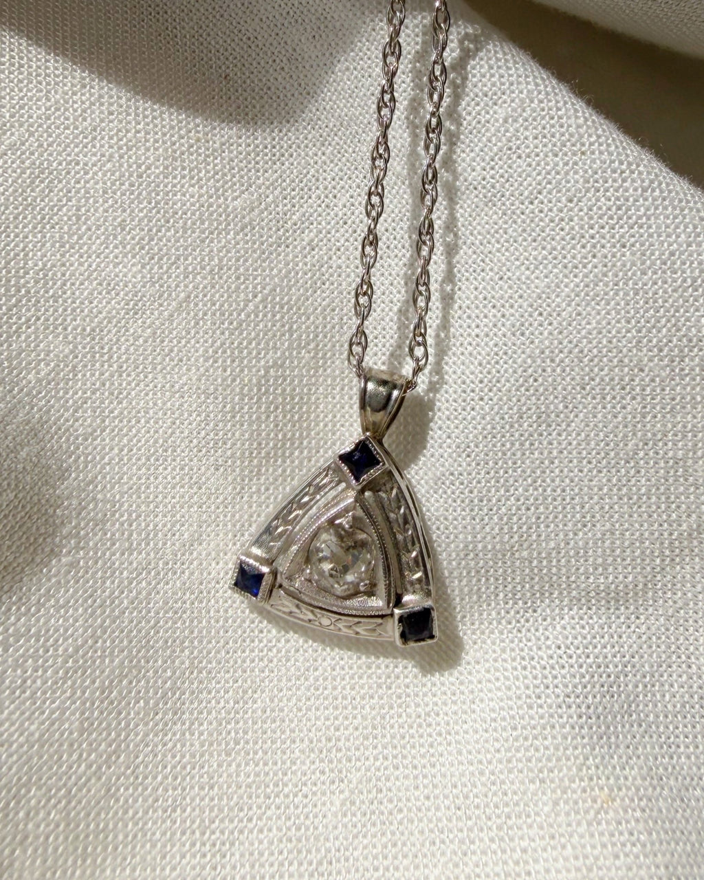 Art Deco 14k White Gold, Diamond, and Synthetic Sapphire Pendant Necklace - Clover Collective Antiques