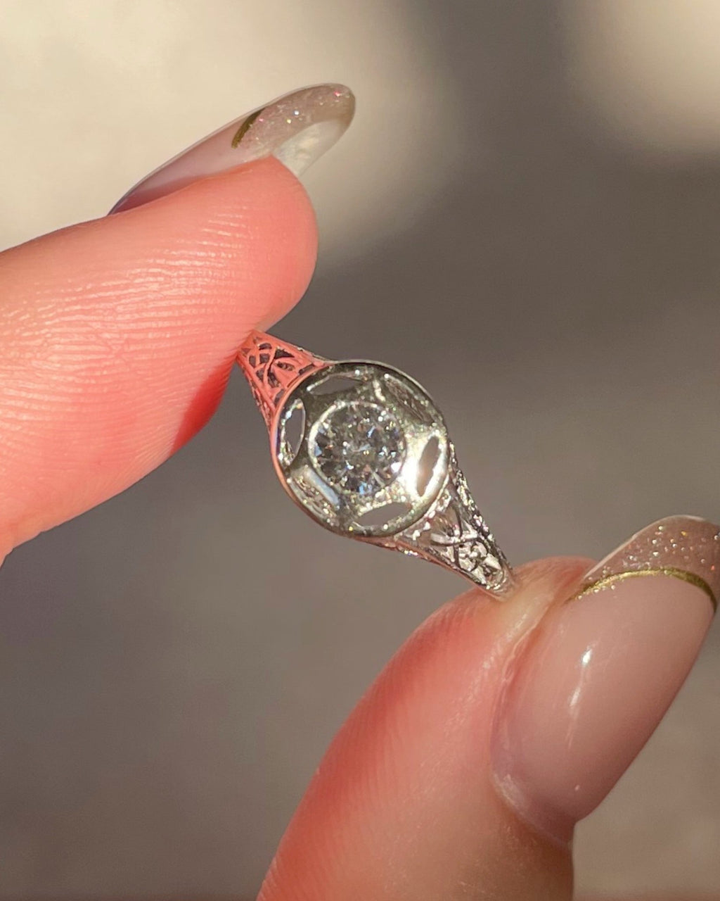 Art Deco Dreicer & Co. 14k White Gold and Diamond Filigree Ring - Clover Collective Antiques