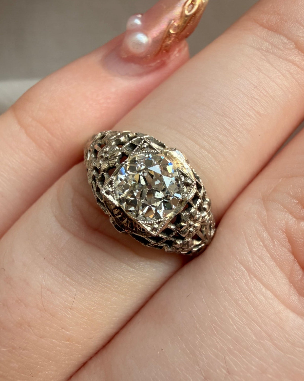 Art Deco Old European Cut Diamond and 18k White Gold Filigree Ring - Clover Collective Antiques