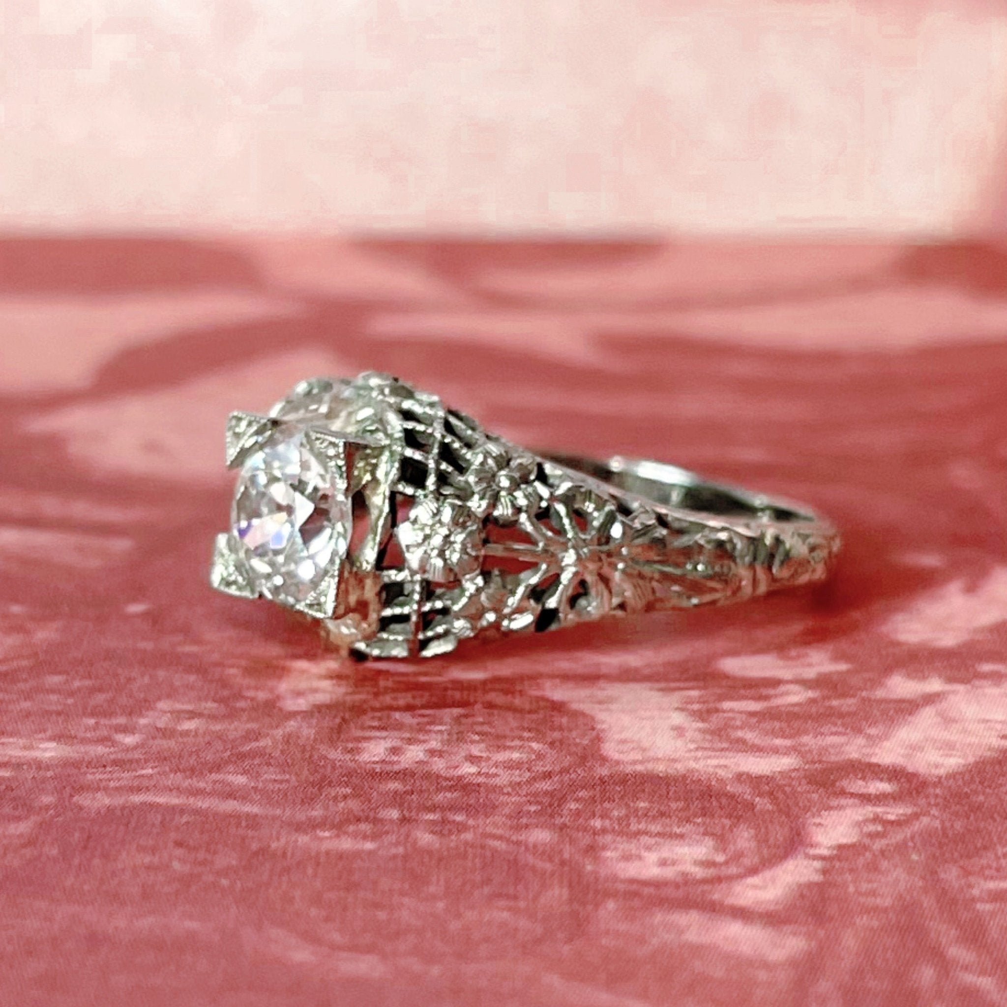 Art Deco Old European Cut Diamond and 18k White Gold Filigree Ring - Clover Collective Antiques