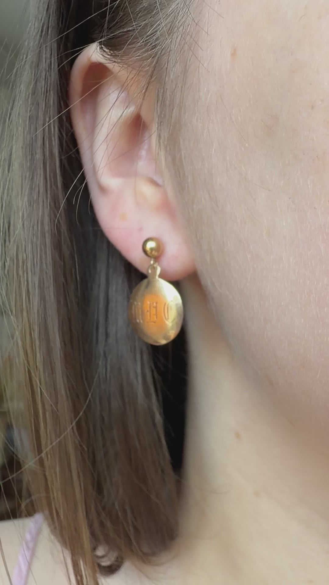 Pair of Edwardian 14k Yellow Gold Engraved Disk Drop Screw Back Earrings