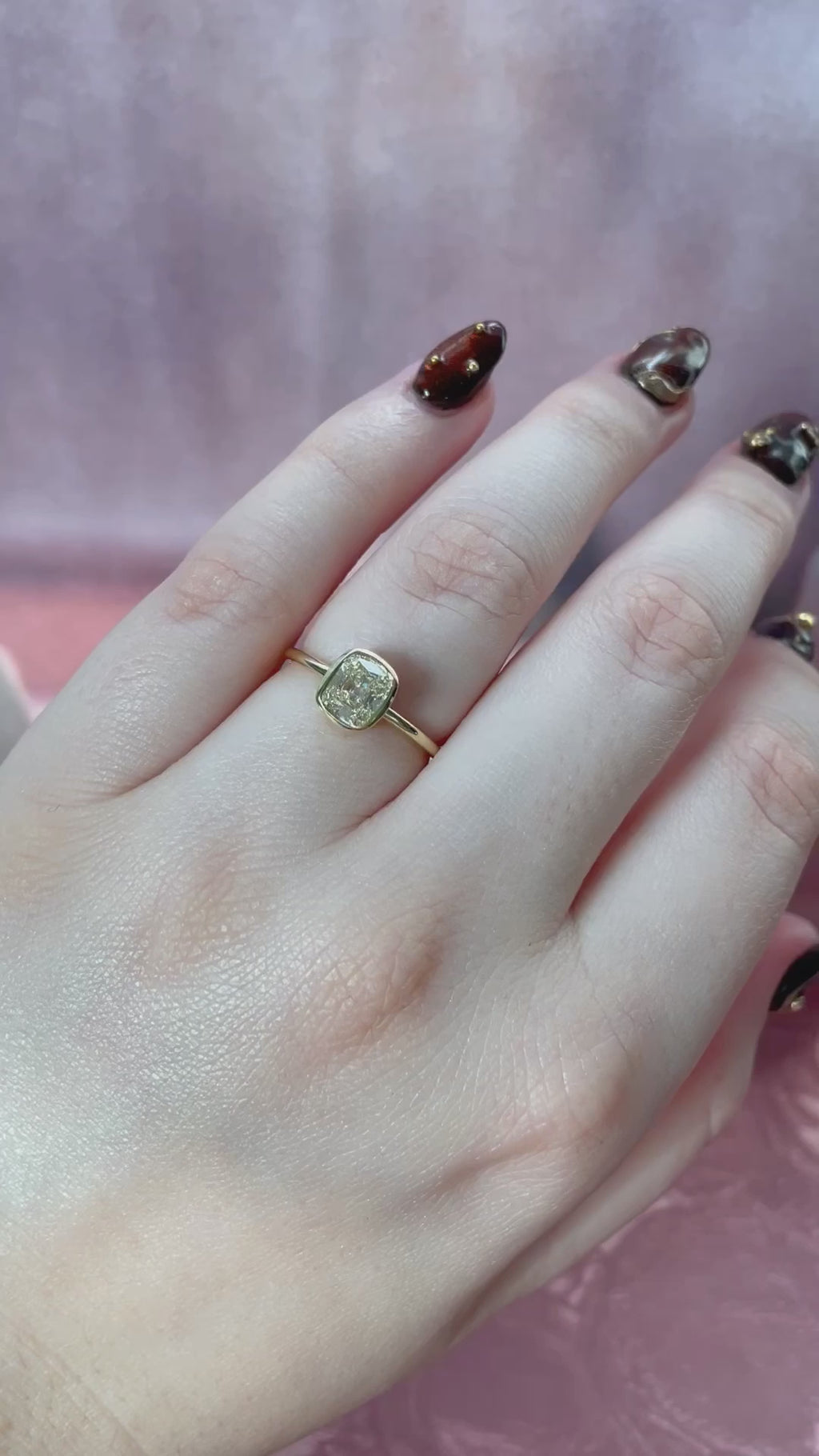 18k Yellow Gold Antique Old Mine Cut Diamond Bezel Set Solitaire Ring