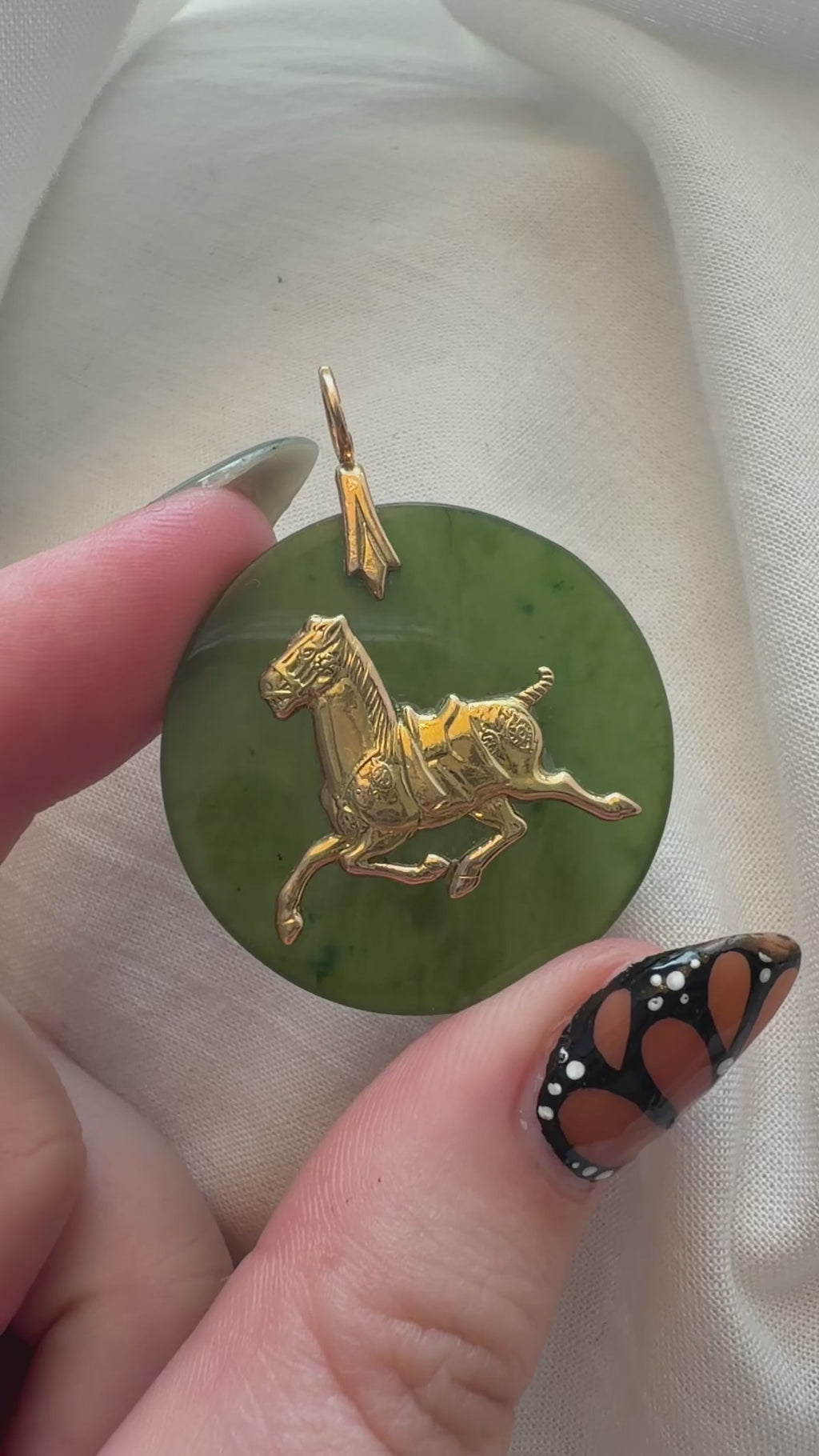 Vintage 14k Yellow Gold Nephrite Imperial Horse Pendant