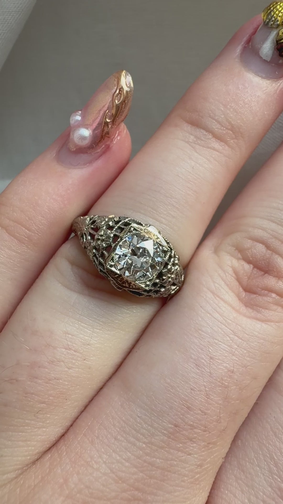 Art Deco Old European Cut Diamond and 18k White Gold Filigree Ring