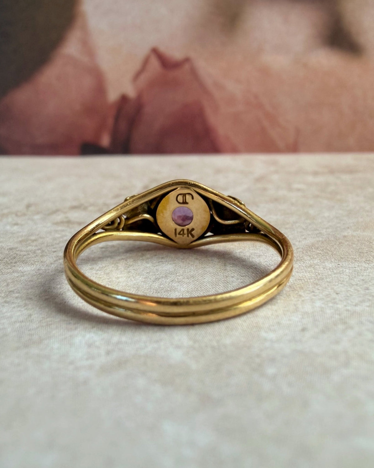 Retro 14k Yellow Gold and Amethyst Flower Ring - Clover Collective Antiques