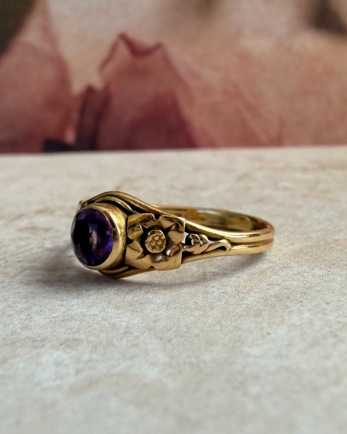 Retro 14k Yellow Gold and Amethyst Flower Ring - Clover Collective Antiques