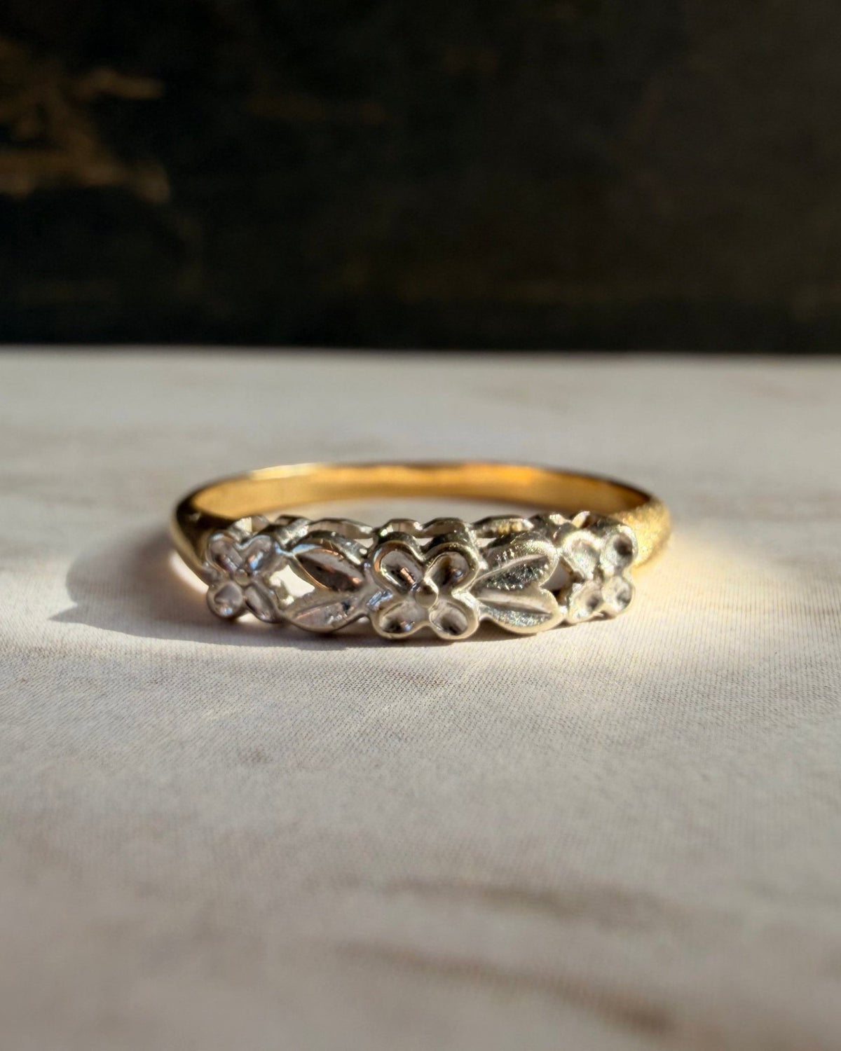 Retro Crescent 14k Two-Tone Gold Floral Band - Clover Collective Antiques