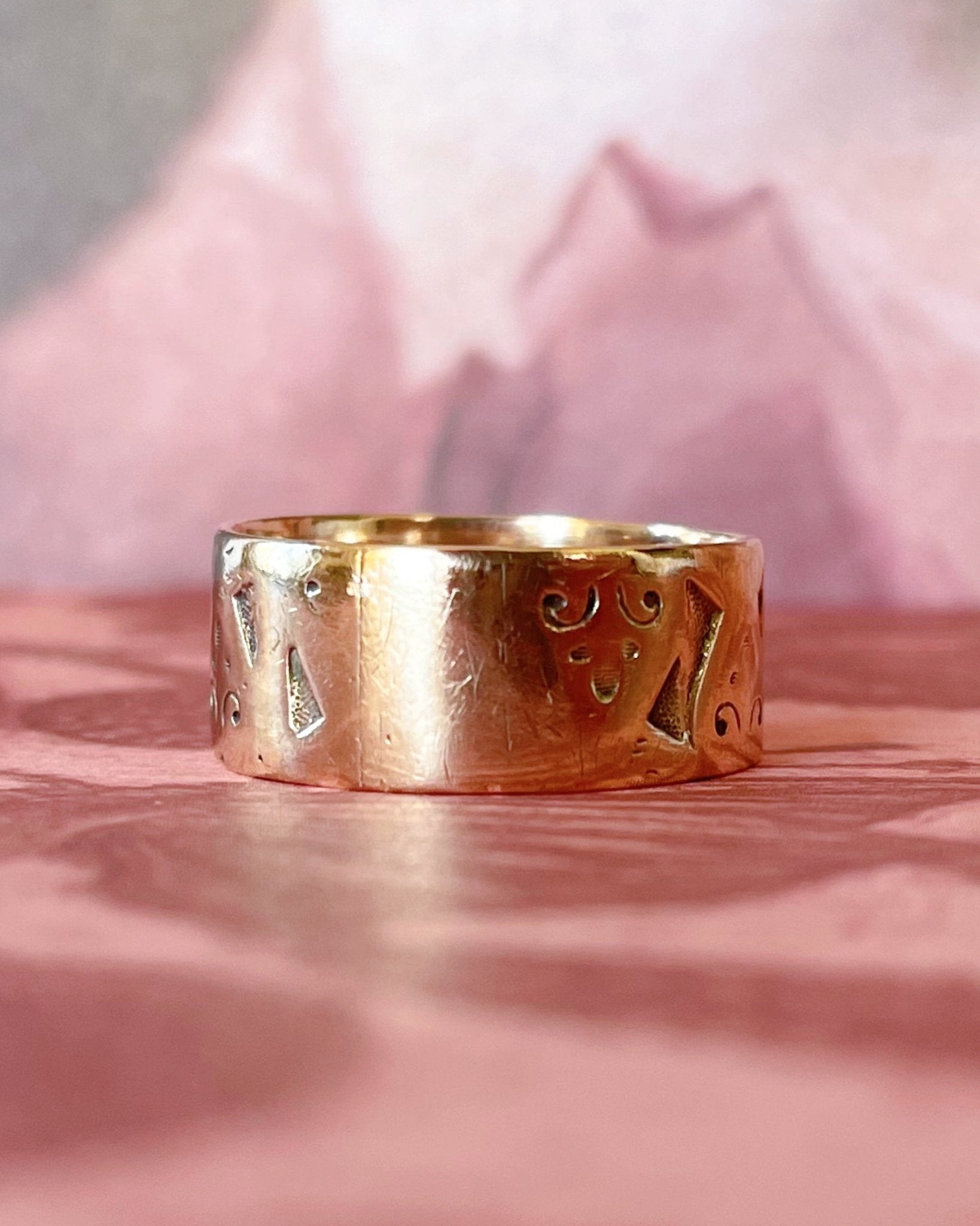 Victorian 10k Rose Gold Engraved Cigar Band - Clover Collective Antiques
