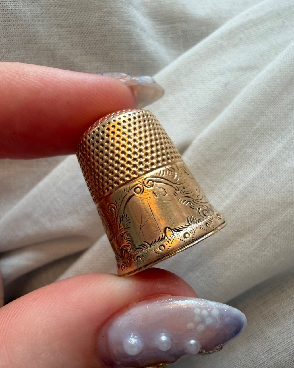 Victorian 12k Yellow Gold Engraved Thimble - Clover Collective Antiques