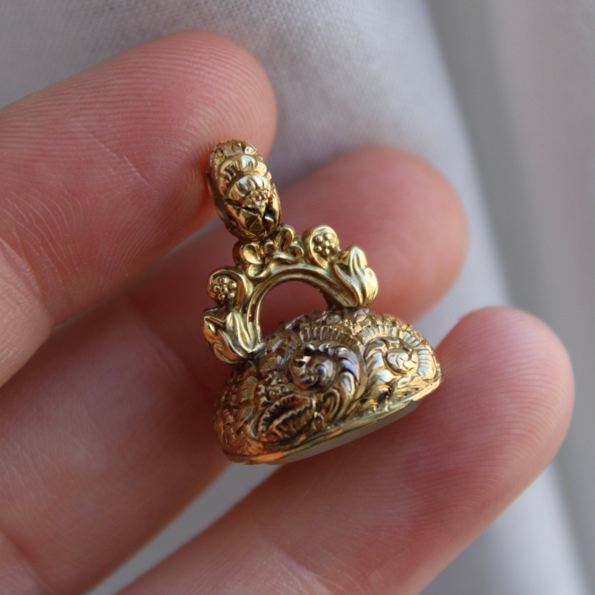 Victorian 14k Yellow Gold and Intaglio White Agate Fob Pendant - Clover Collective Antiques