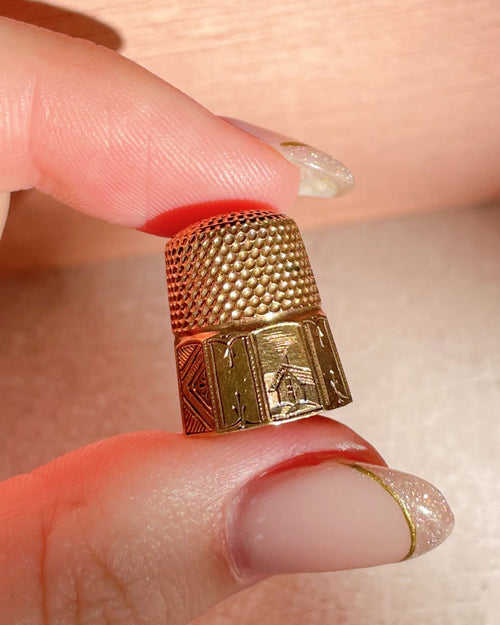 Victorian 14k Yellow Gold Engraved Thimble - Clover Collective Antiques