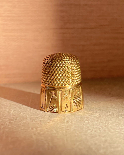 Victorian 14k Yellow Gold Engraved Thimble - Clover Collective Antiques