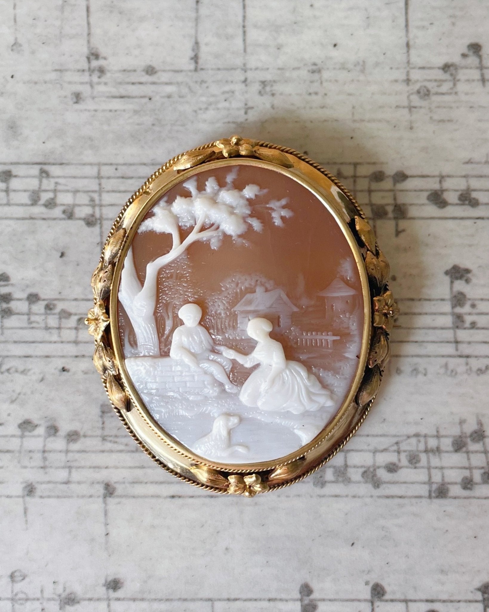 Victorian 18k Yellow Gold and Shell Cameo Brooch - Clover Collective Antiques