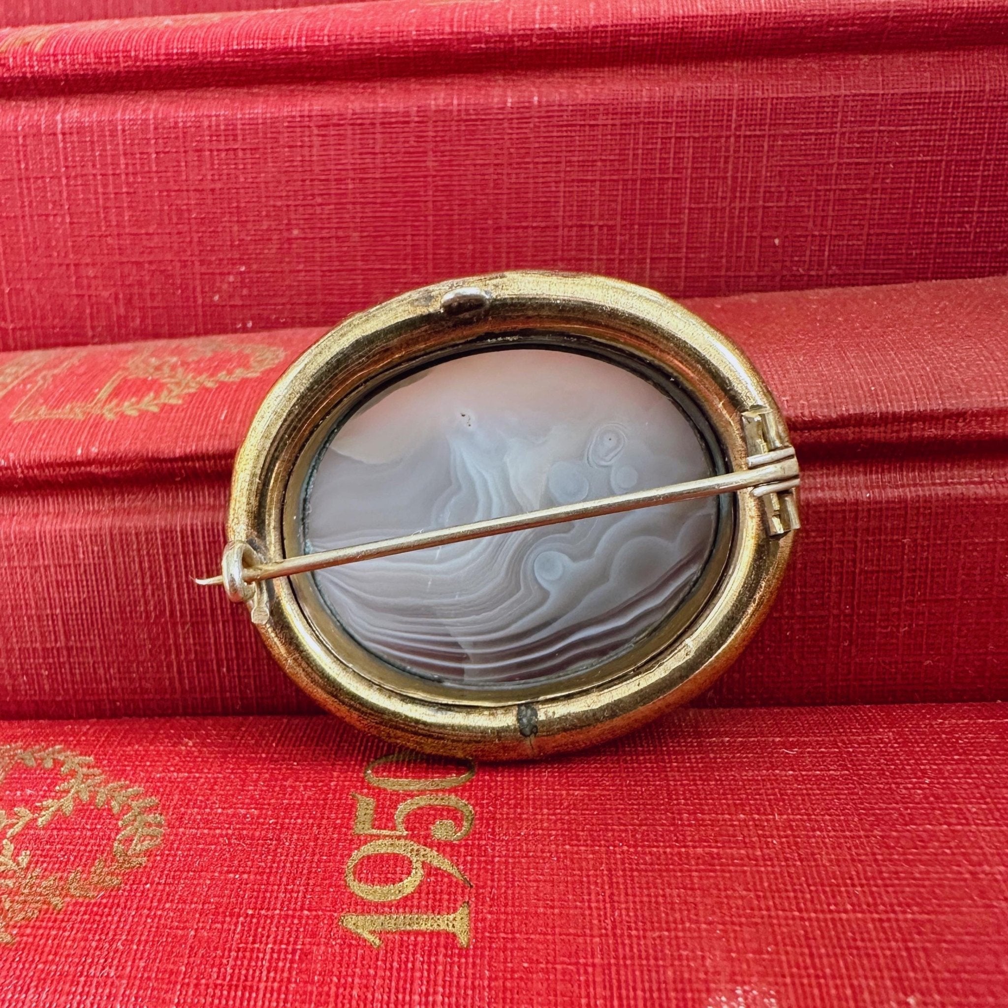 Victorian Pinchbeck Banded Agate Bezel Set Brooch - Clover Collective Antiques