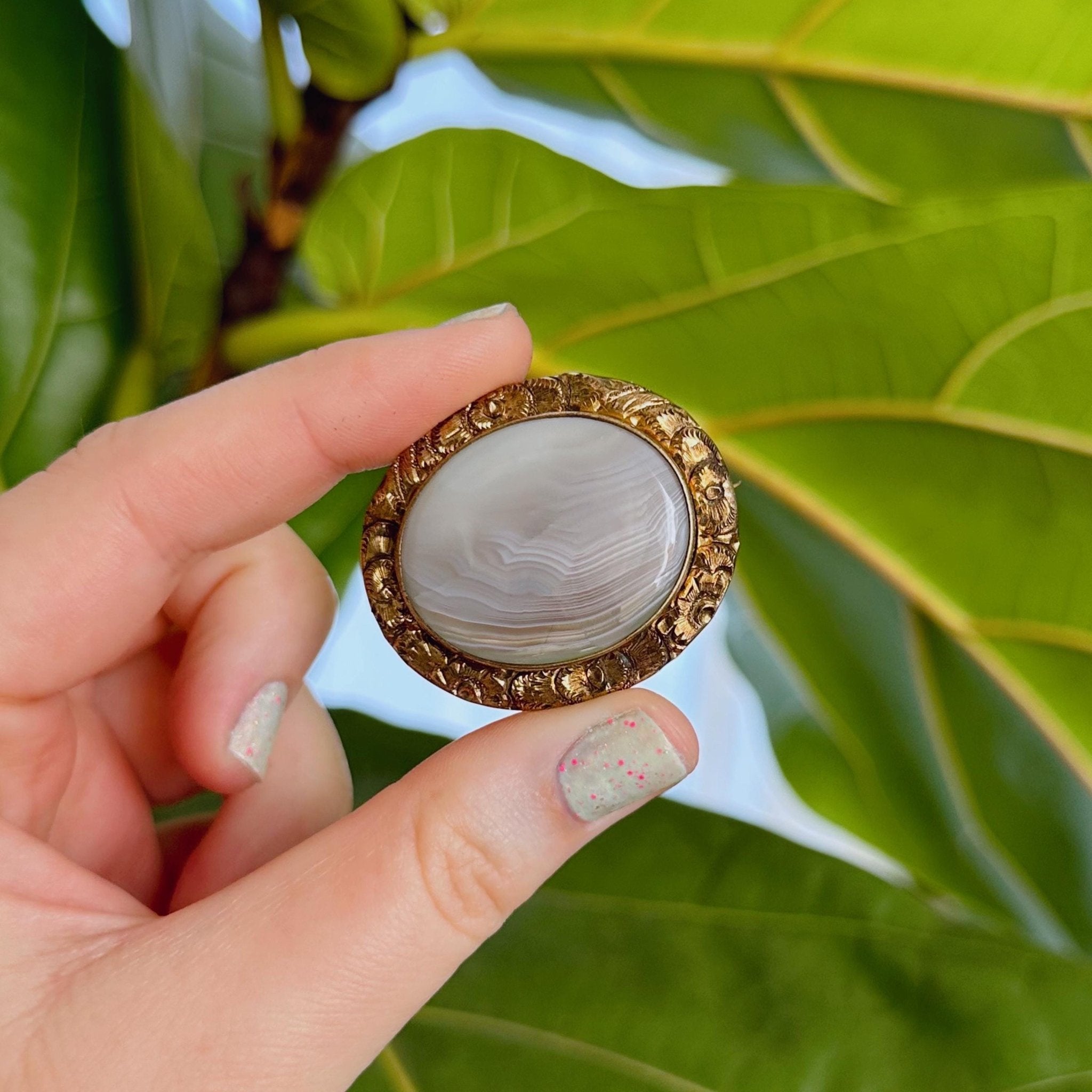 Victorian Pinchbeck Banded Agate Bezel Set Brooch - Clover Collective Antiques