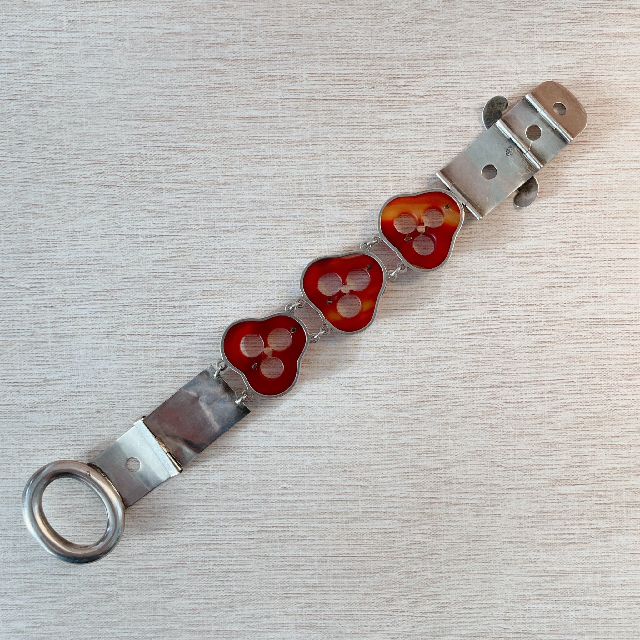 Victorian Scottish Carnelian Agate and Etched Sterling Silver Belt Buckle Bracelet - Clover Collective Antiques