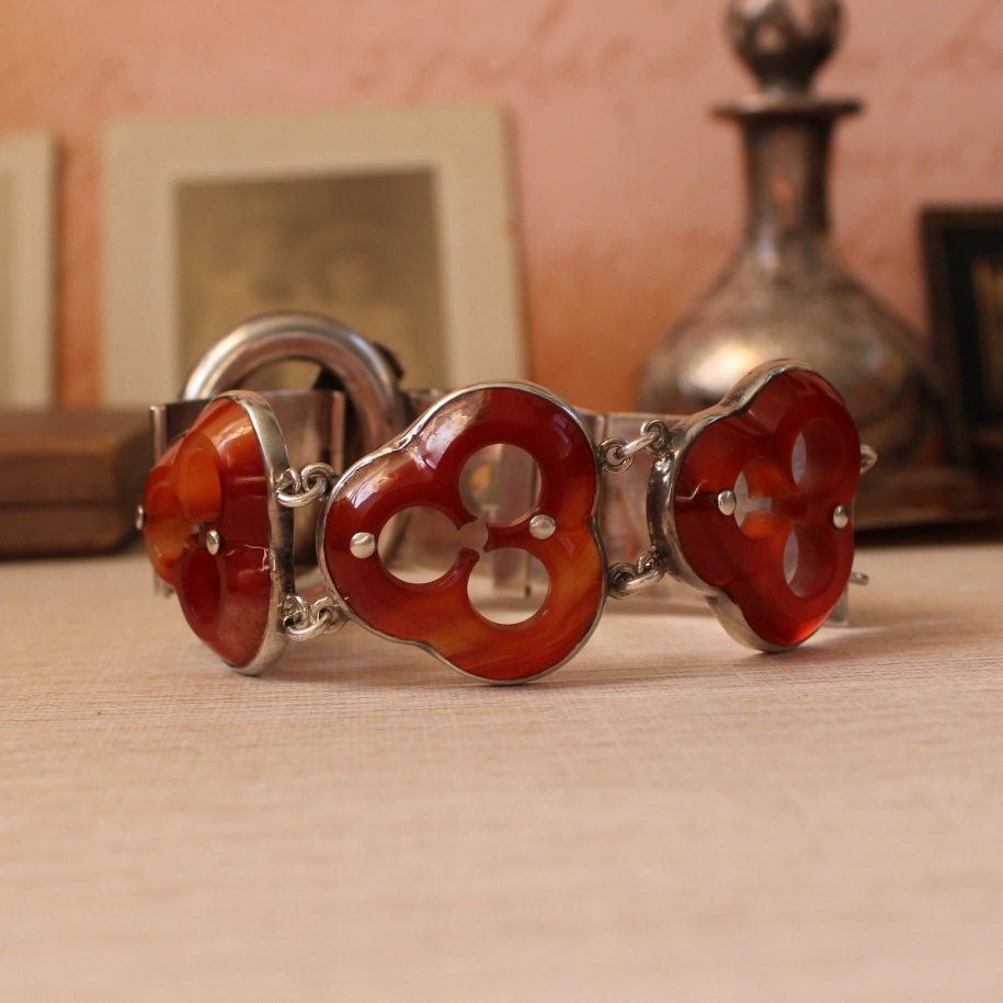 Victorian Scottish Carnelian Agate and Etched Sterling Silver Belt Buckle Bracelet - Clover Collective Antiques